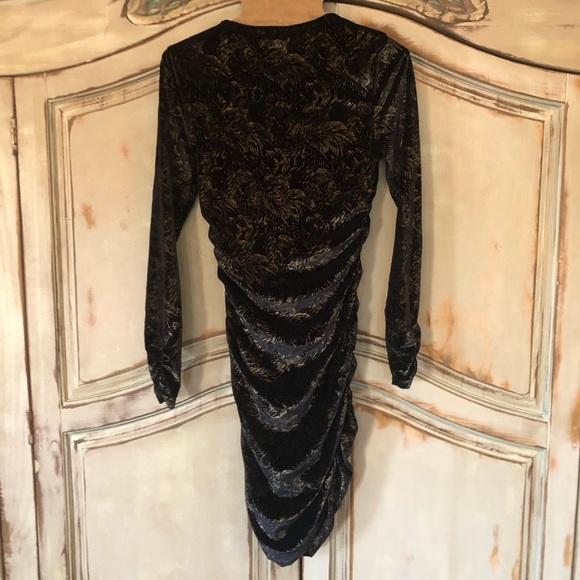 New Look Black Velvet and Gold Wiggle Dress Size 4 - Picture 13 of 13